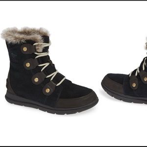 Sorel Joan explorer boots